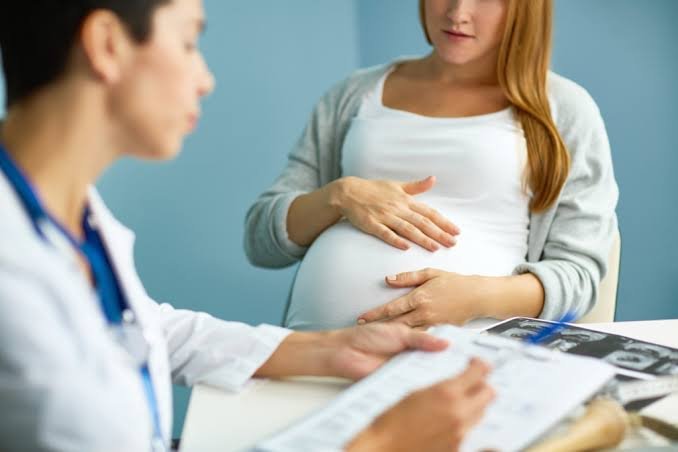 What Happens in 3rd Trimester of Pregnancy? 2 images 27